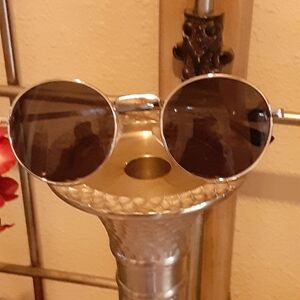 EMMI Metal Frame Dark Round Lens rubi Sunglasses